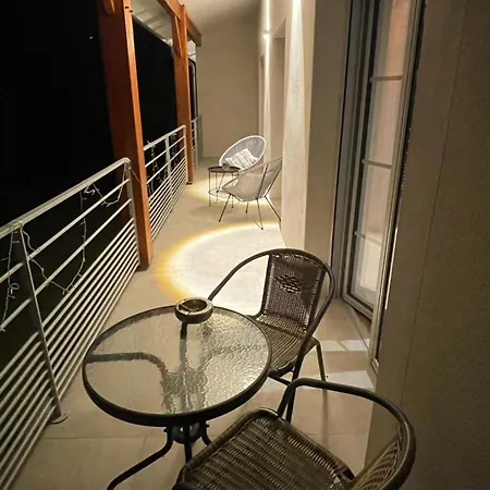 Havre De Paix - Campagne Gasconne - T3 Neuf - 120m2 Apartment